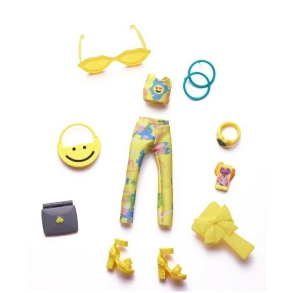 VIBE Girls Sophia Happy Vibe, Set Includes: a Vibe Girl and Accessories NEW - Picture 4 of 5